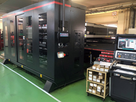 設備レーザープレス